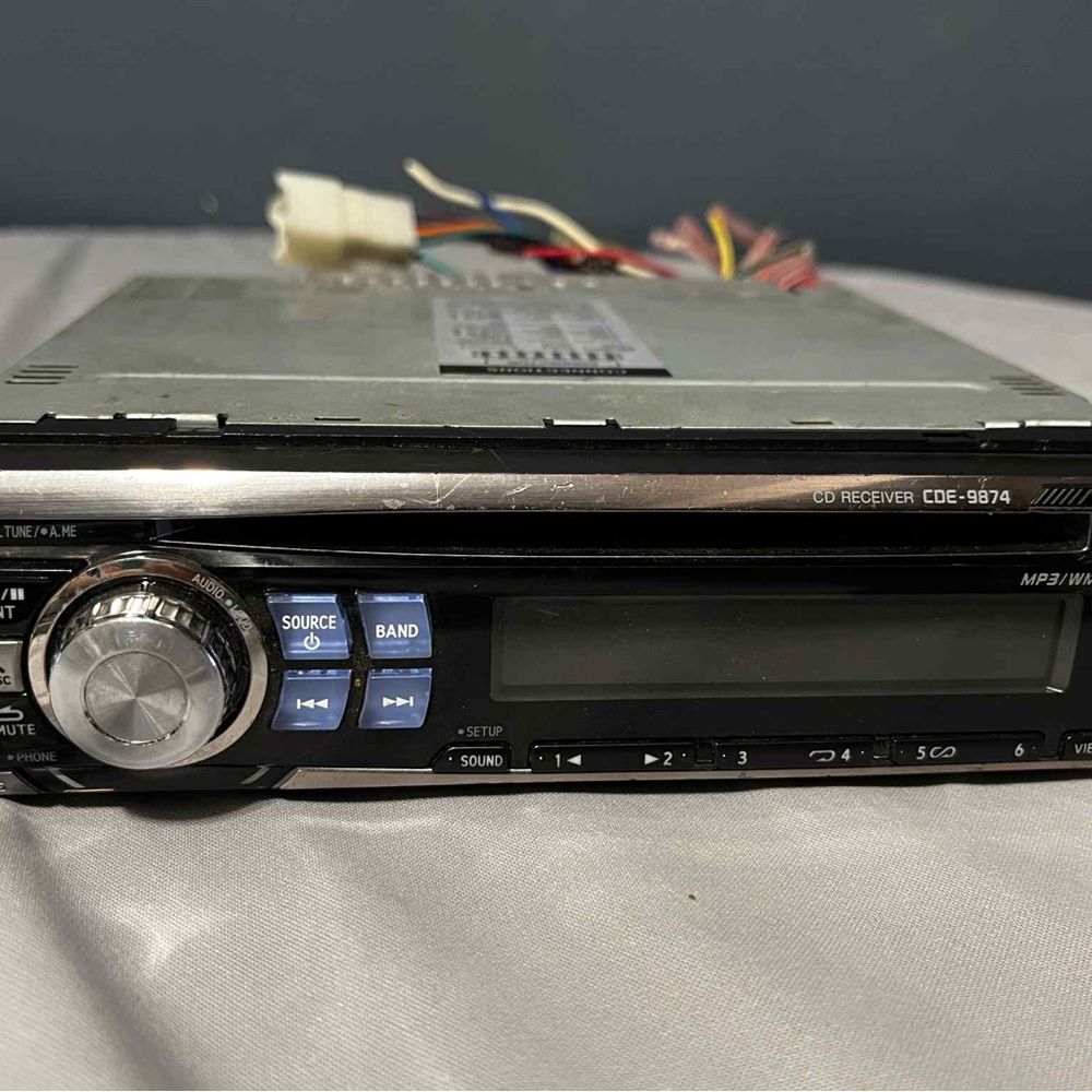 ALPINE CDE-9874L CD Receiver in Dash Untested AS IS